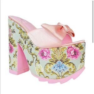 YRU Shoes Dream Brocade Pink/Mint size 8 NWT